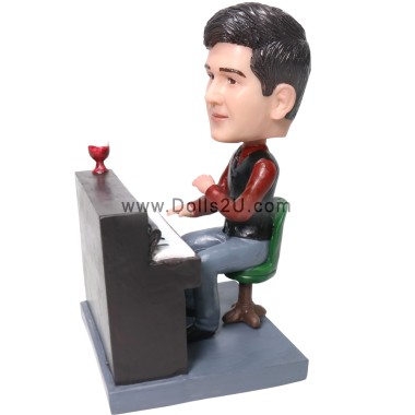 (image for) Custom Bobblehead Male Pianist Playing Piano